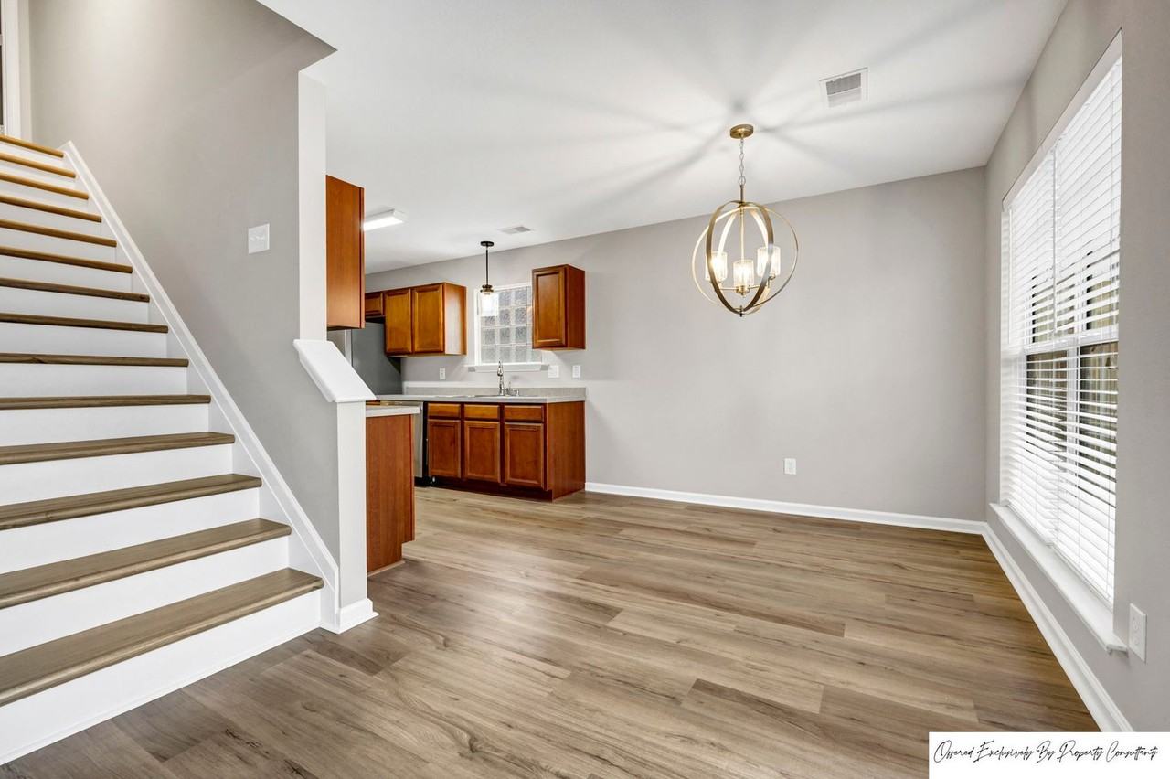 1024 Glencroft Dr - Photo 7 of 28