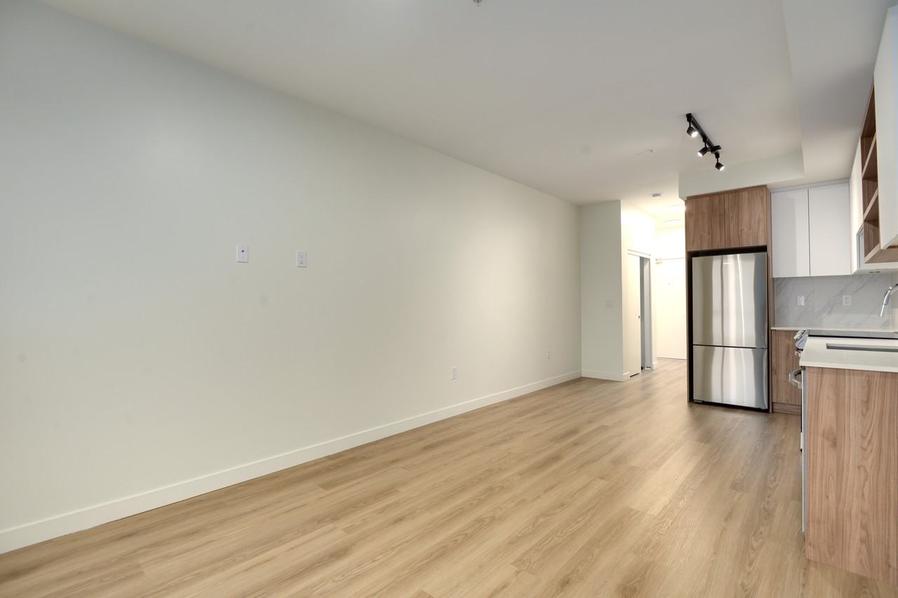 365 2nd Street East #204 - Photo 7 of 30