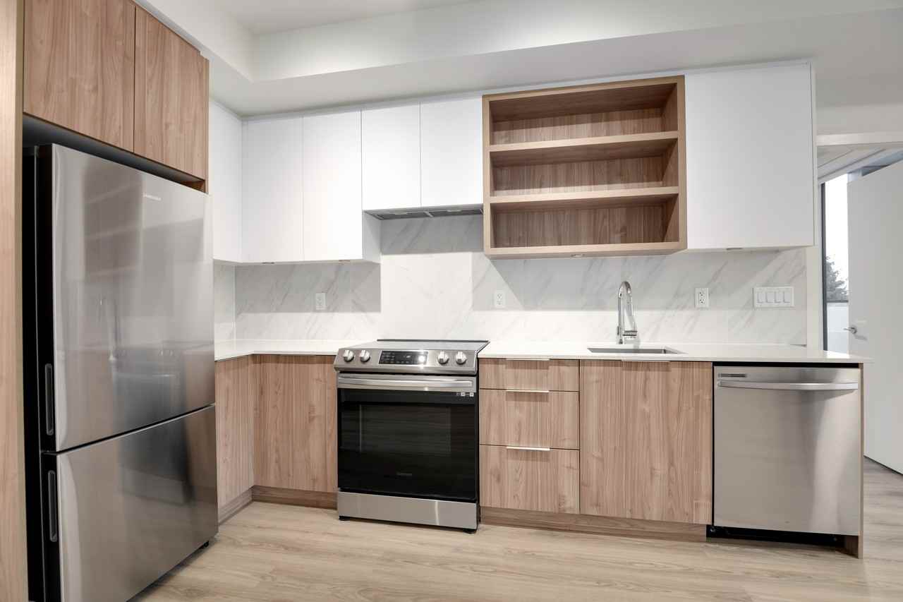 365 2nd Street East #204 - Photo 5 of 30