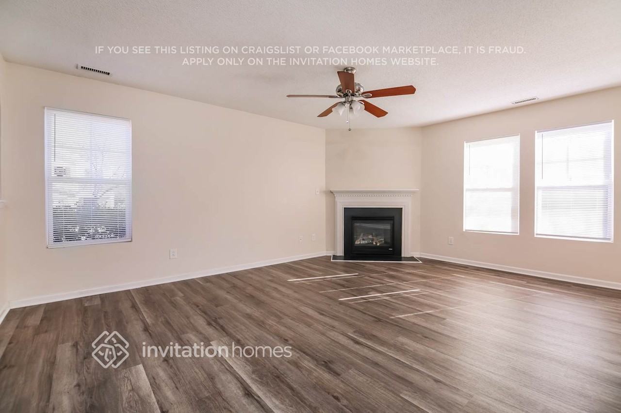 4501 Arcaro Dr - Photo 7 of 18