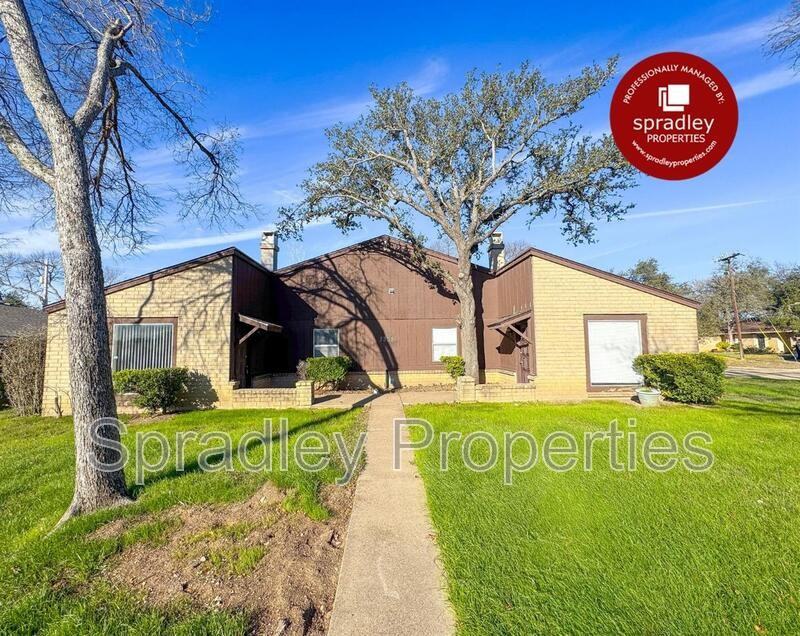 3806A Shallow Ford Rd - Photo 2 of 11