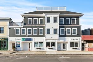 featured image of 44 Maple Street #10