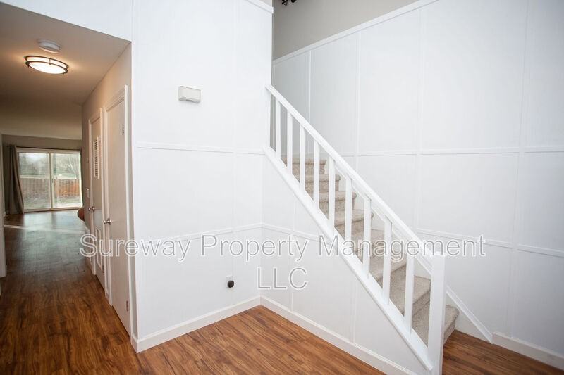 7 Curry Ct - Photo 4 of 50