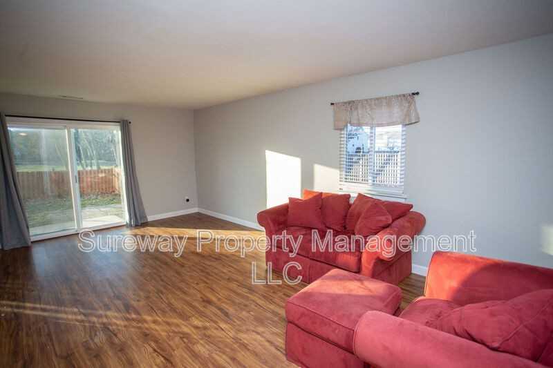 7 Curry Ct - Photo 6 of 50
