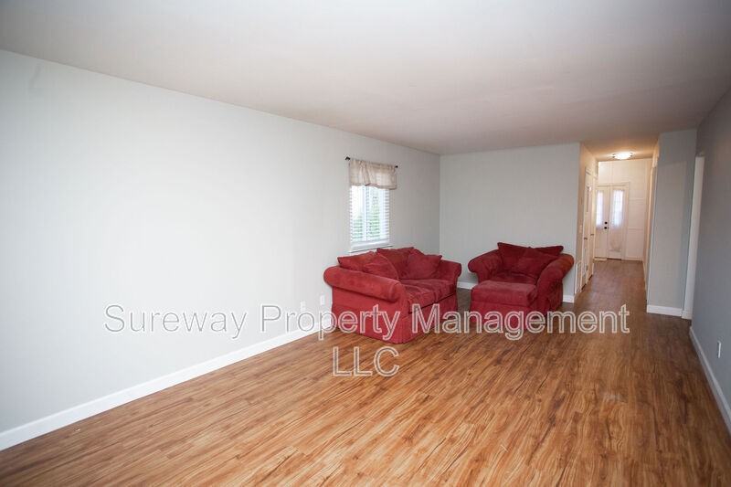 7 Curry Ct - Photo 7 of 50