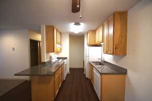 featured image of 401 E Burnsville Pkwy