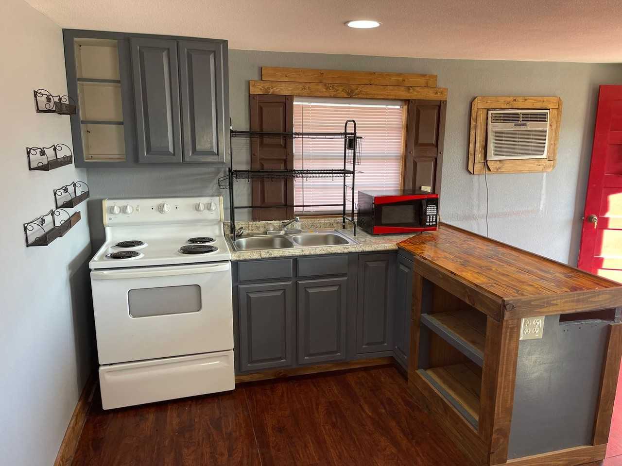 55 GBRV LOOP - CABIN 55 - Photo 5 of 8