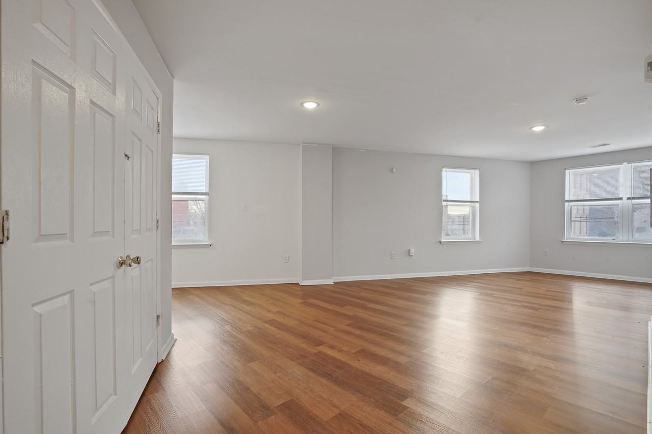 1045 Belmont Avenue - Photo 2 of 18