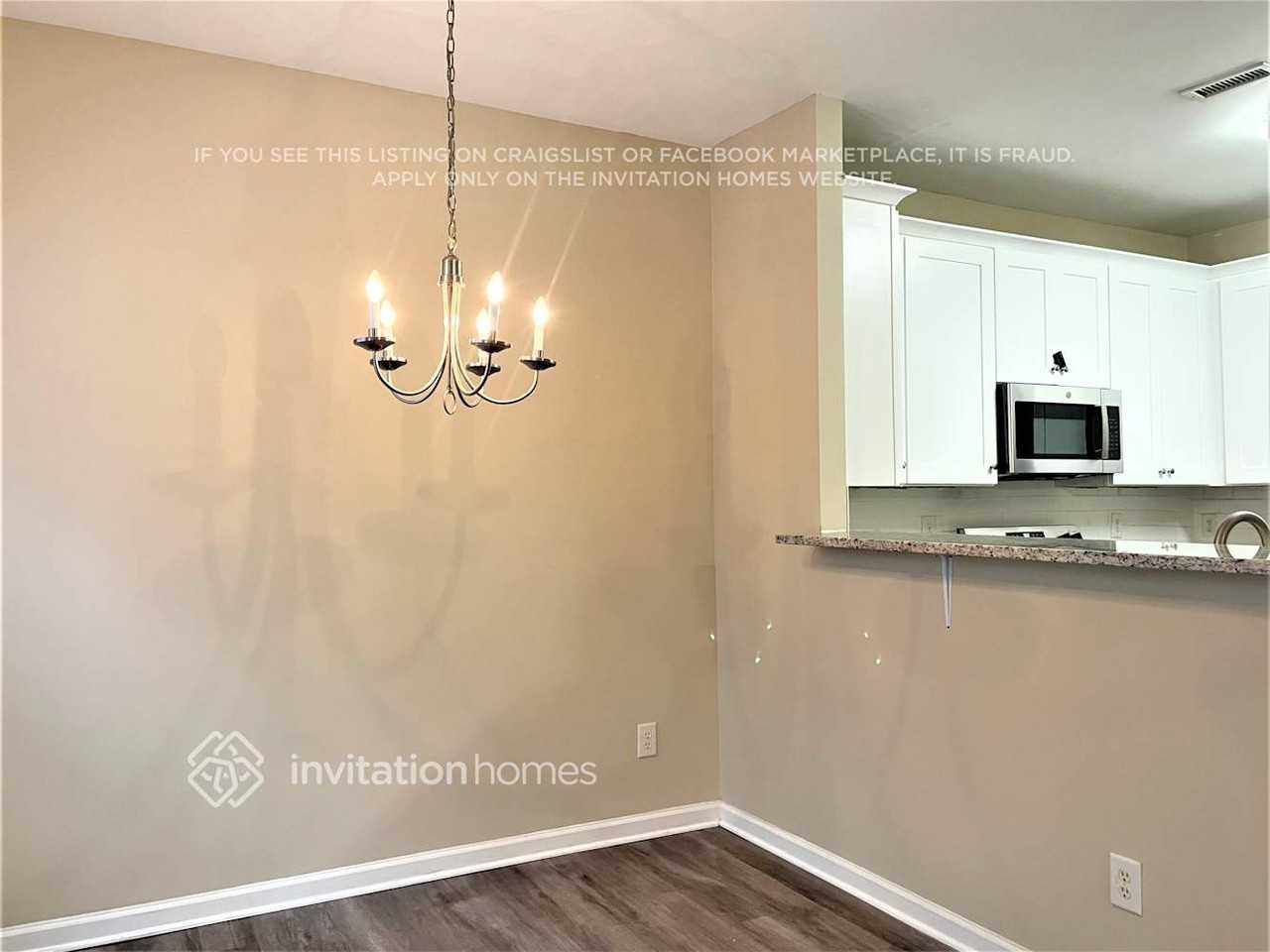 5006 Rainmaker Dr - Photo 3 of 12