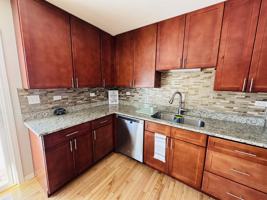 featured image of 7008 Hawthorne Ln #NA