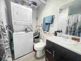 featured image of 995 England Ave #111