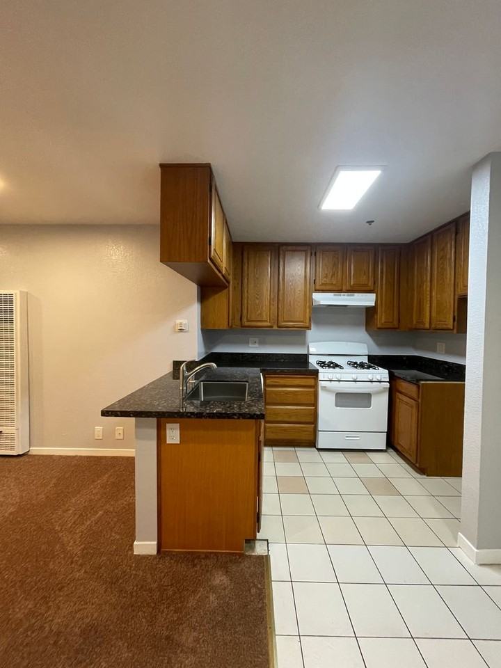 02943 - Photo 3 of 19