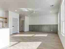 featured image of 2812 Shoreridge Ave