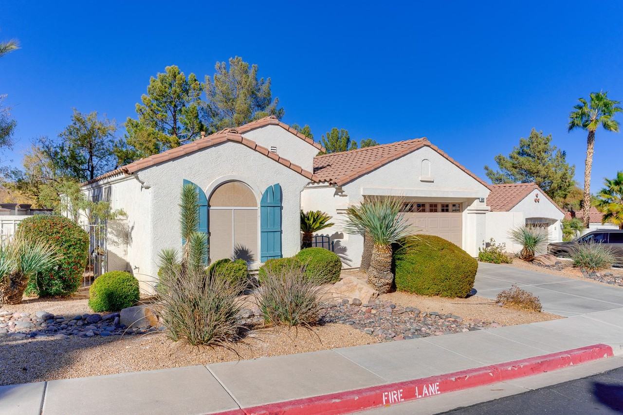 1842 Stablegate Ave - Photo 3 of 35