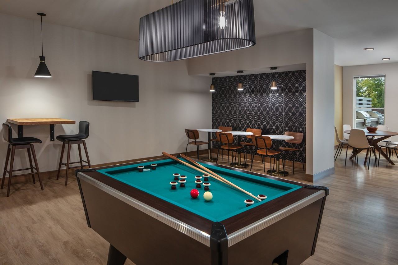 The Urbana - Photo 7 of 28