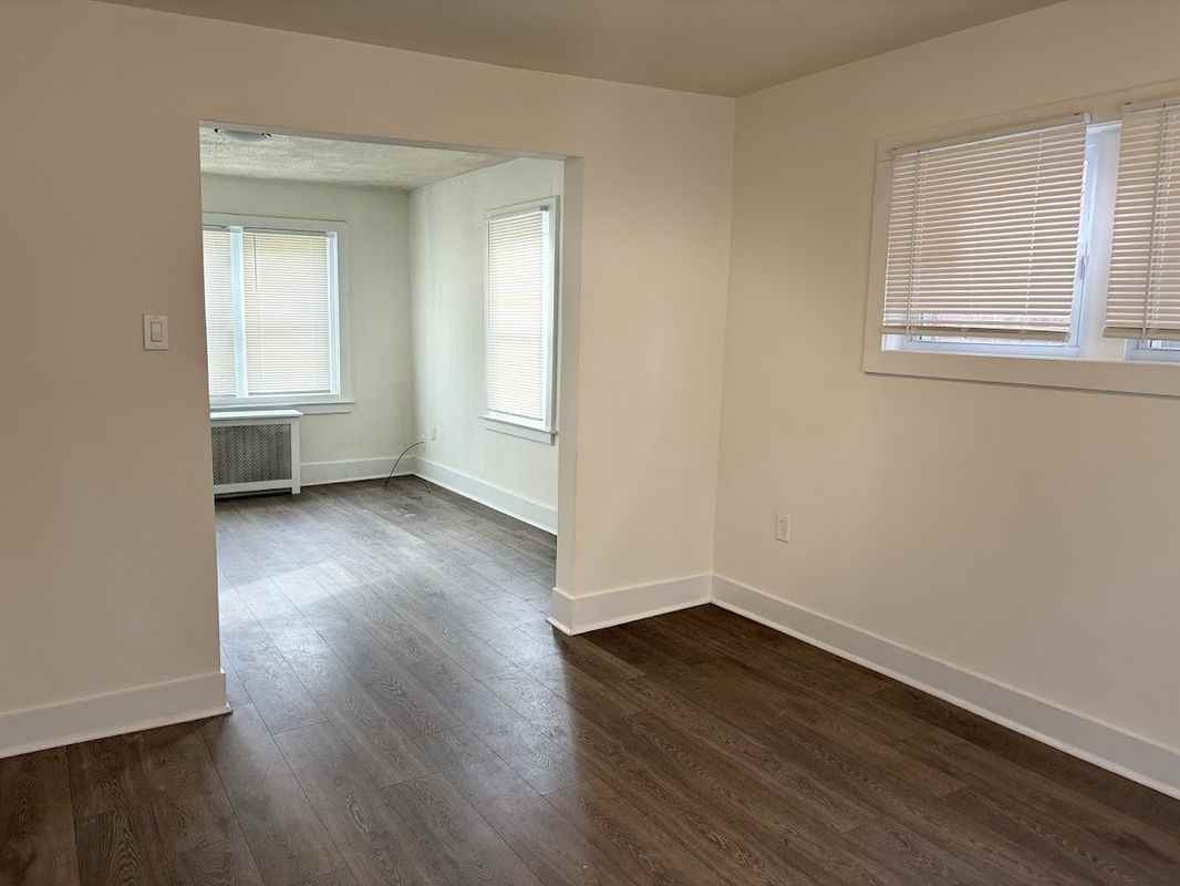 1116 Sterling Ave - Photo 3 of 17