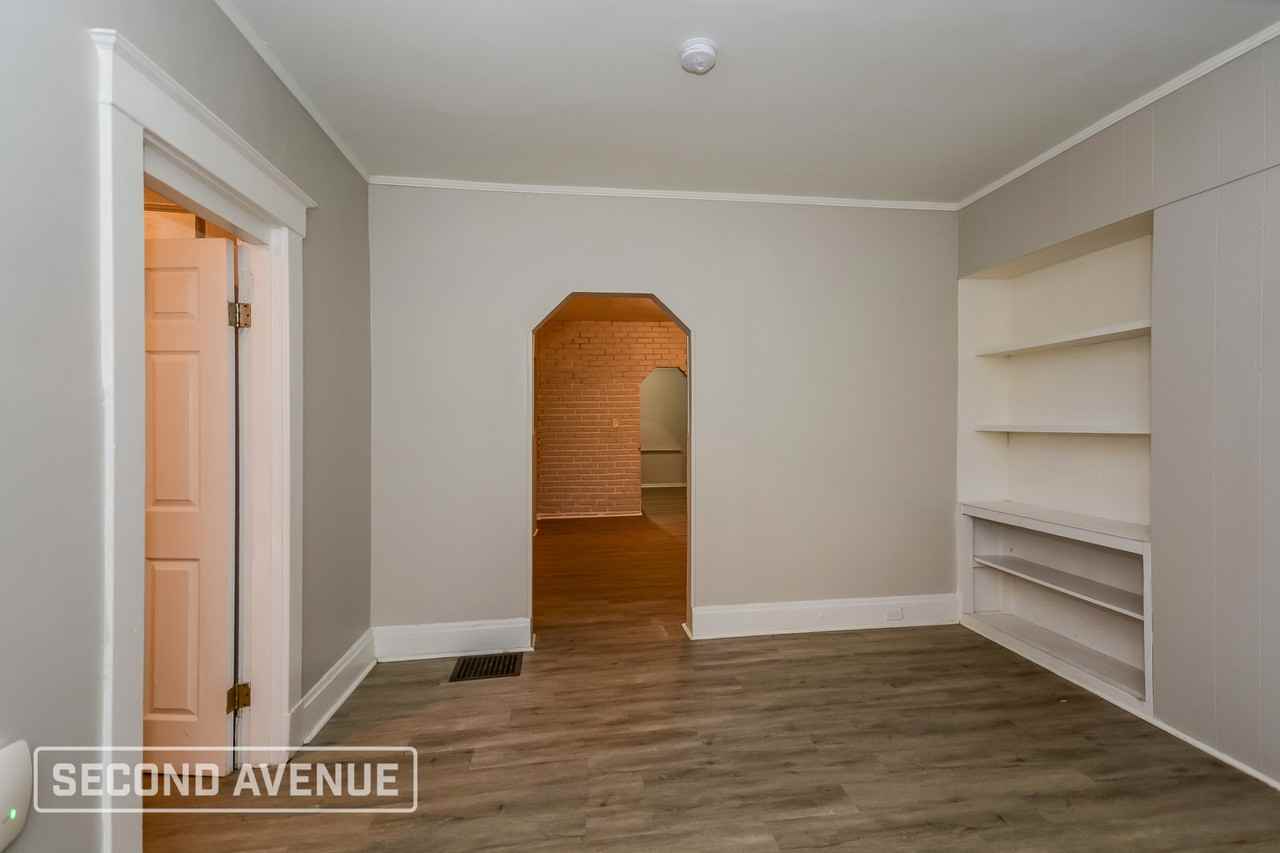 1311 Manss Ave - Photo 7 of 25
