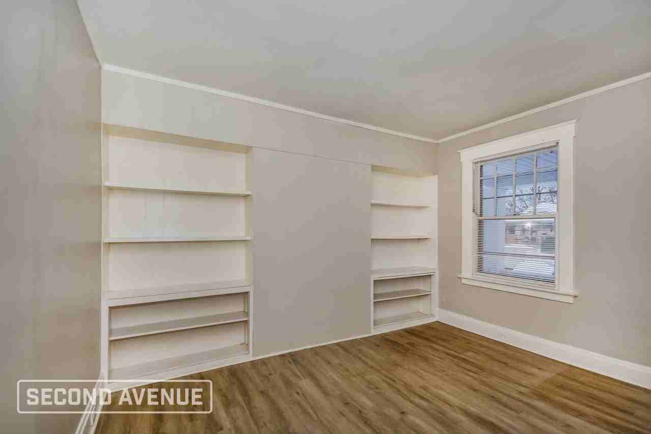 1311 Manss Ave - Photo 6 of 25