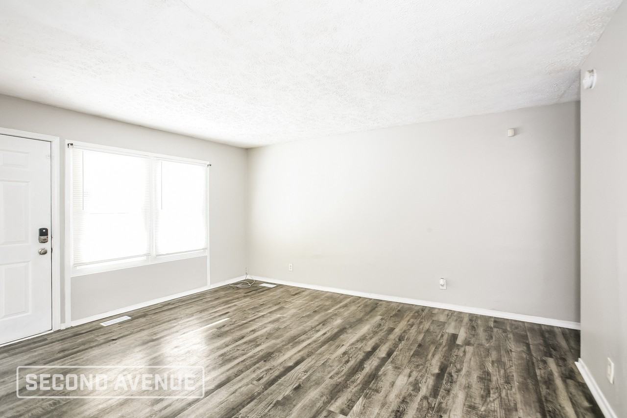 8426 E 36th Pl - Photo 4 of 20