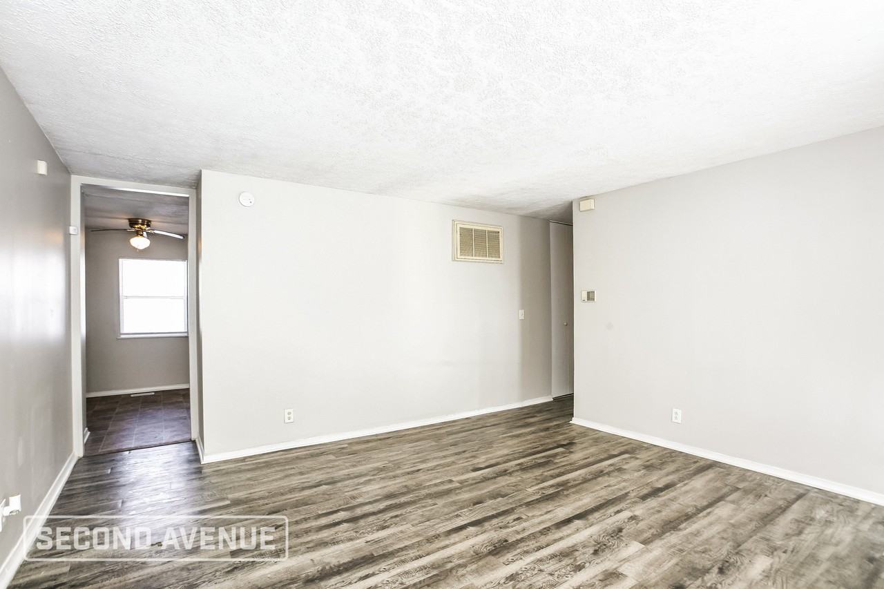 8426 E 36th Pl - Photo 5 of 20