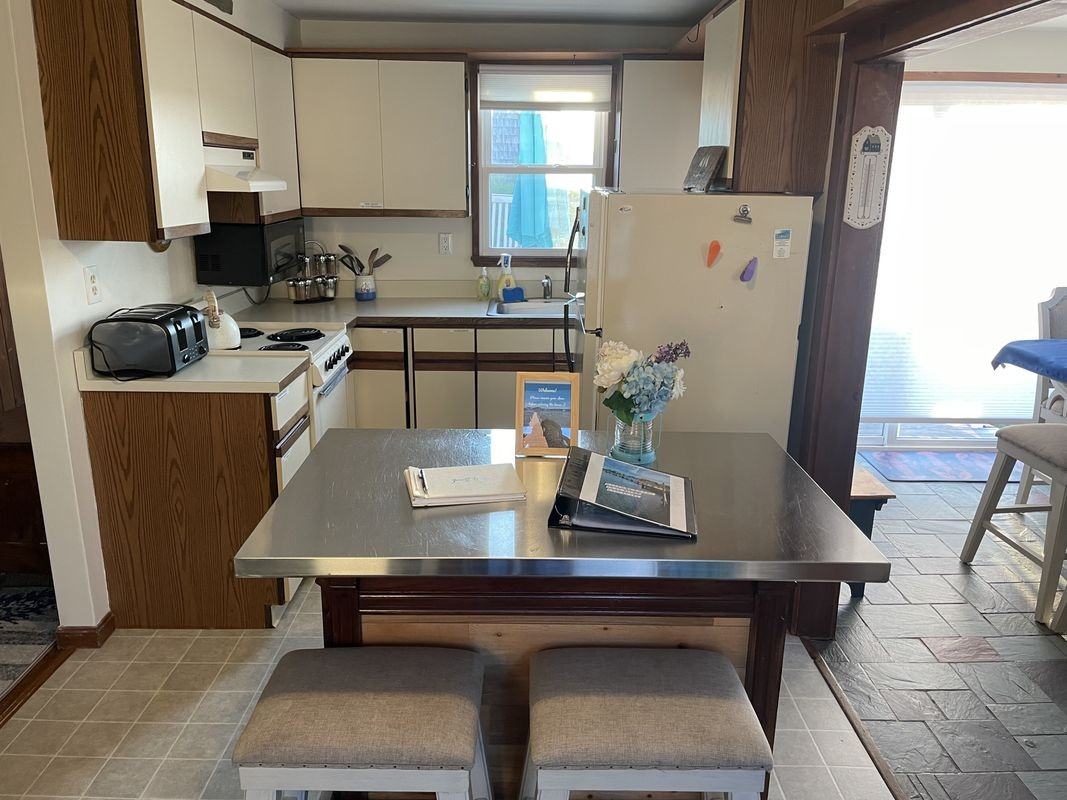 14 Lower County Rd - Photo 2 of 12