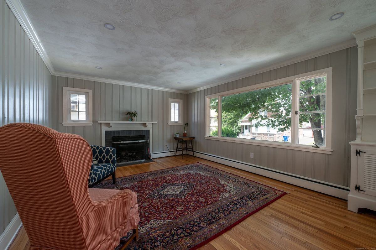 71 Wallace Row - Photo 3 of 25