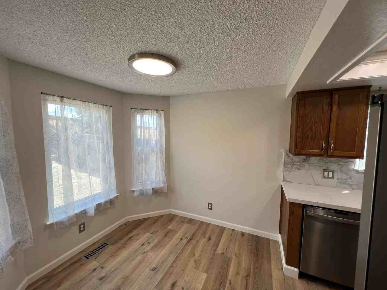 1456 Canyon Creek Rd - Photo 7 of 24