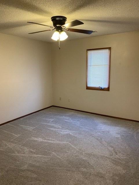 5526 W 9th St N - Photo 7 of 18