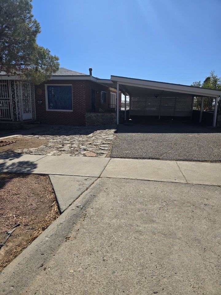 3218 Monroe Ave - Photo 2 of 28