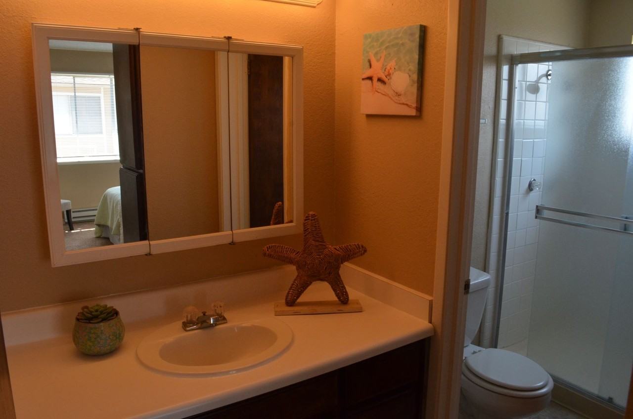 Sandlewood Apartments - Photo 7 of 11