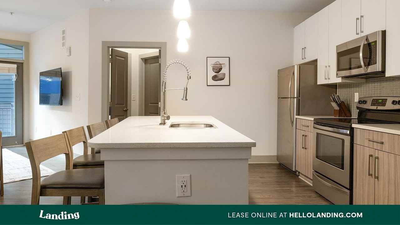 930 Howell Mill Rd - Photo 3 of 50