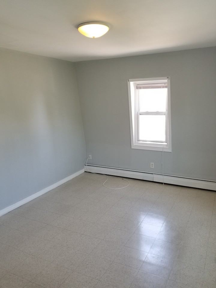 70 Bowdoin St - Photo 3 of 12