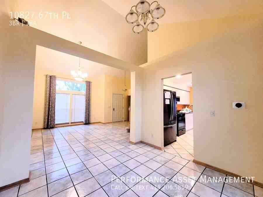 10827 67th Pl - Photo 2 of 19