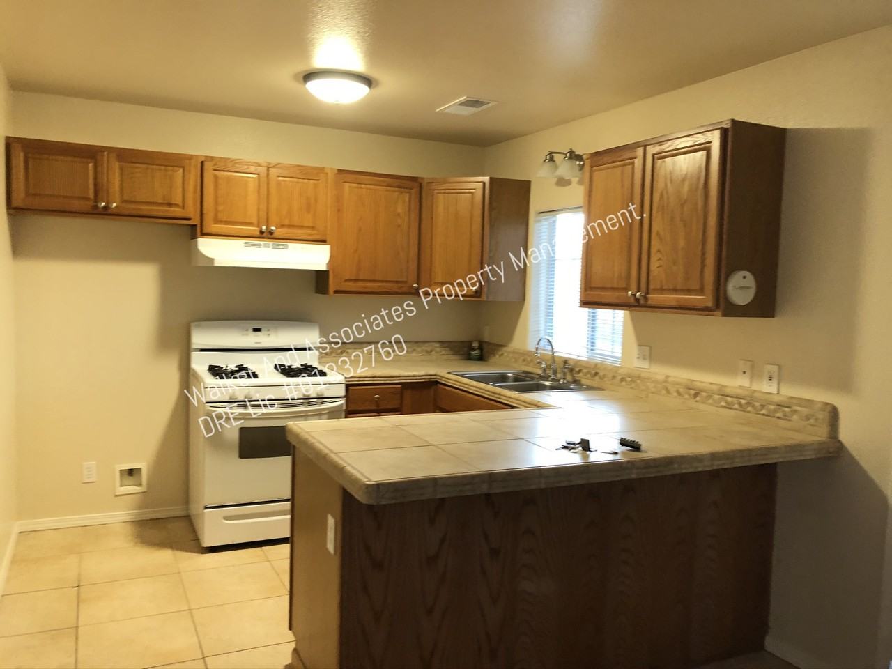 5526 Santos St. - Photo 2 of 7