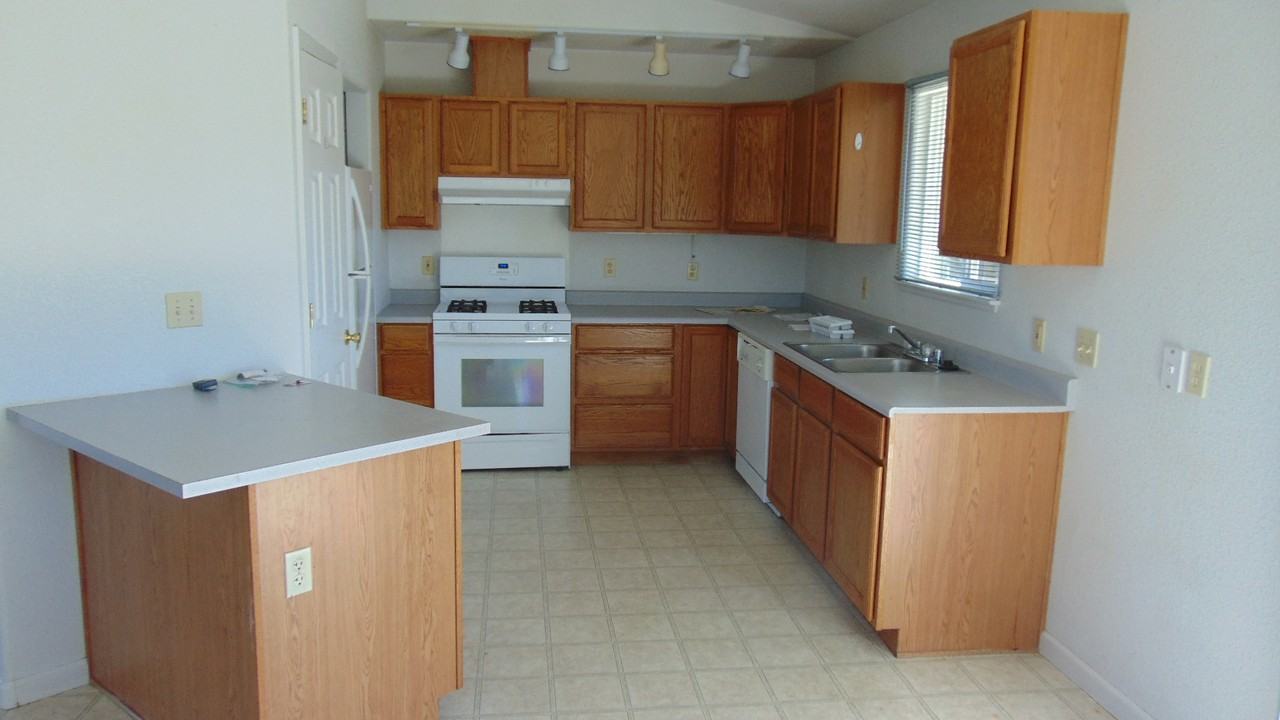 4705 Pauline Pl - Photo 3 of 12