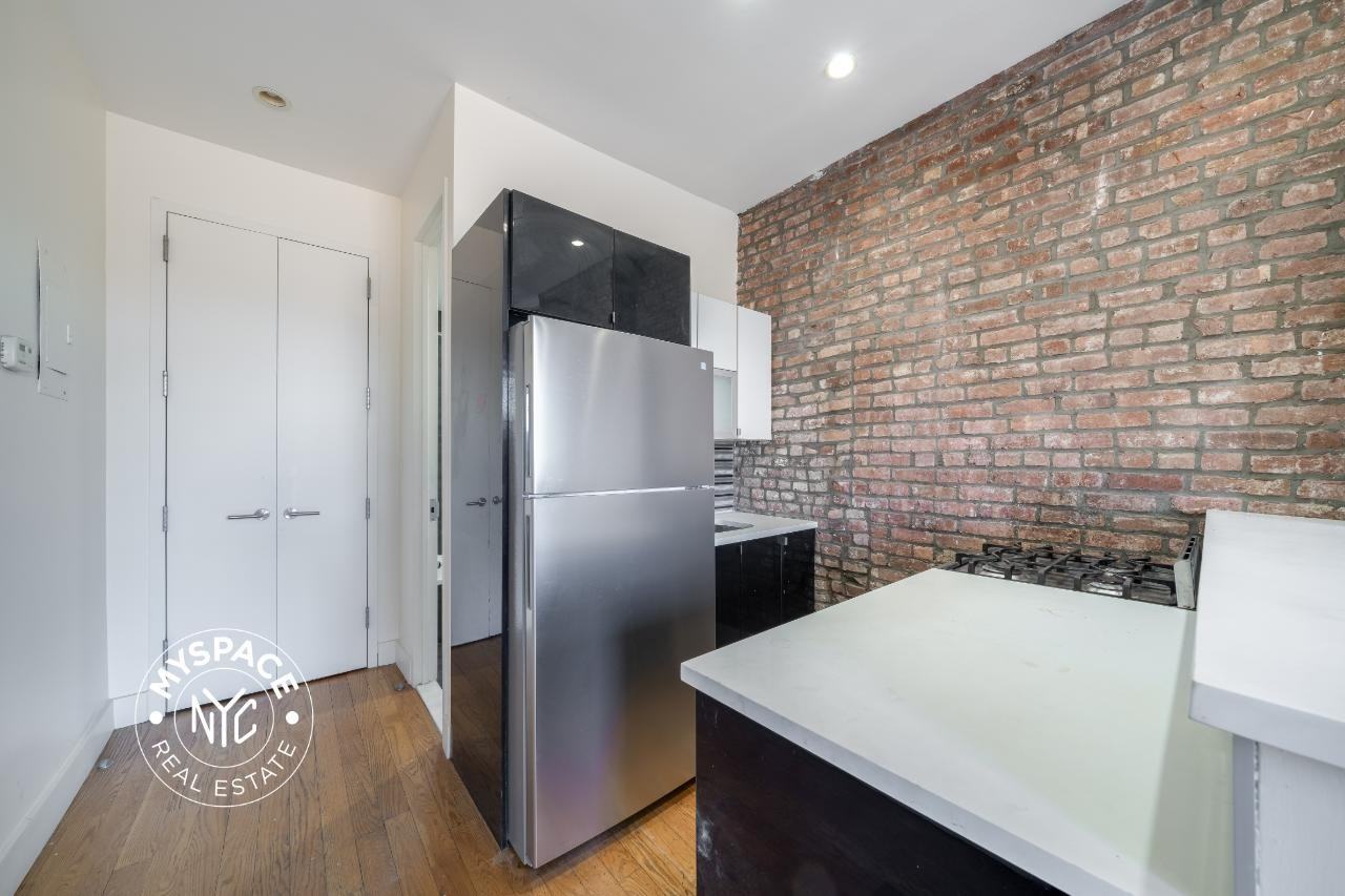 252 Schenectady Ave #4C - Photo 2 of 7