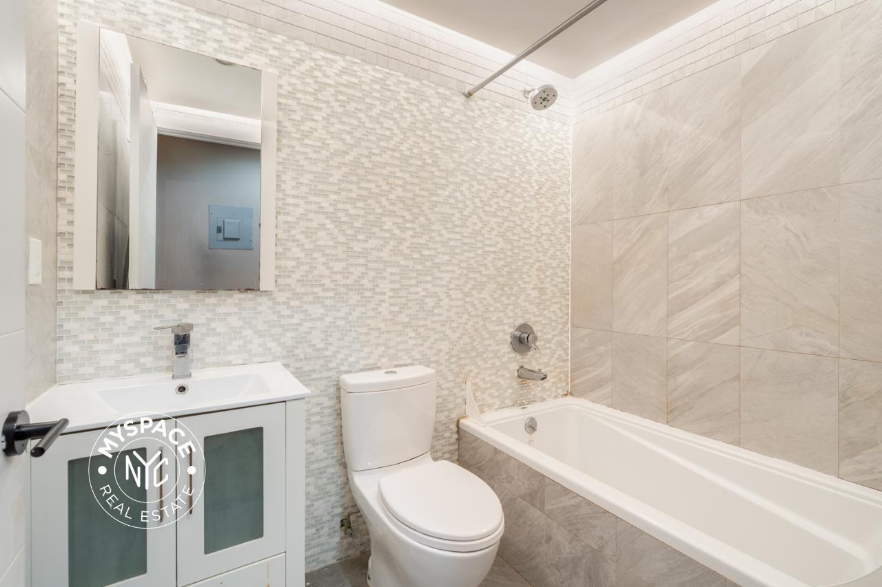 336 Chauncey St #1D - Photo 7 of 10