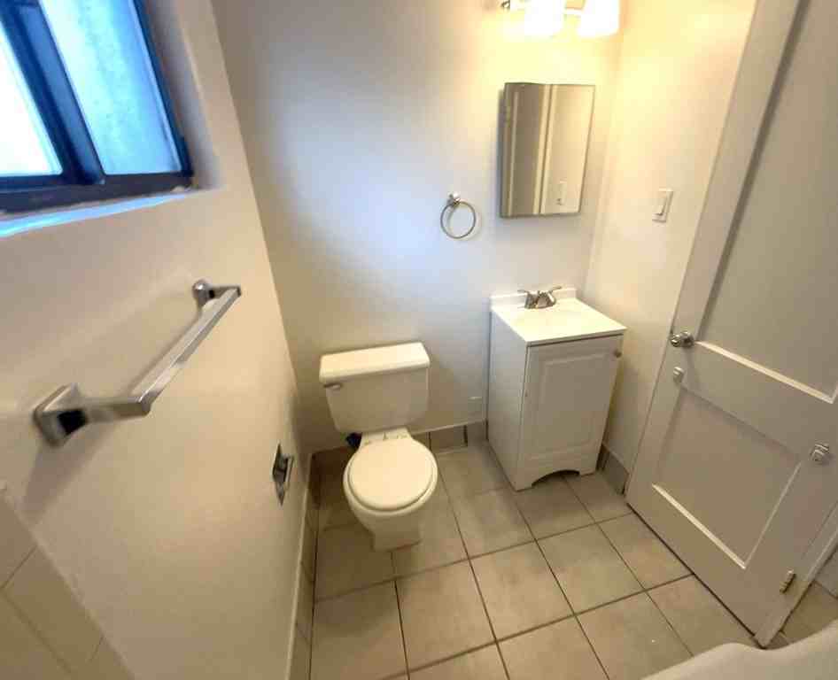 4150 Mesa Verde Ave Ne - Photo 7 of 10