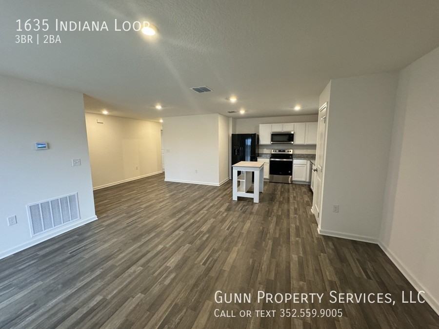 1635 Indiana Loop - Photo 3 of 19