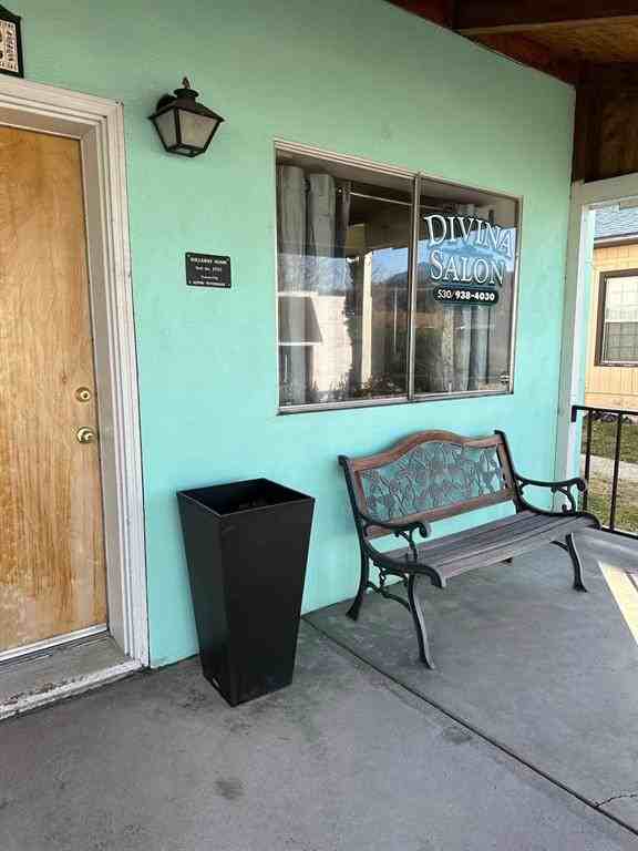 181 Main St - Photo 2 of 7