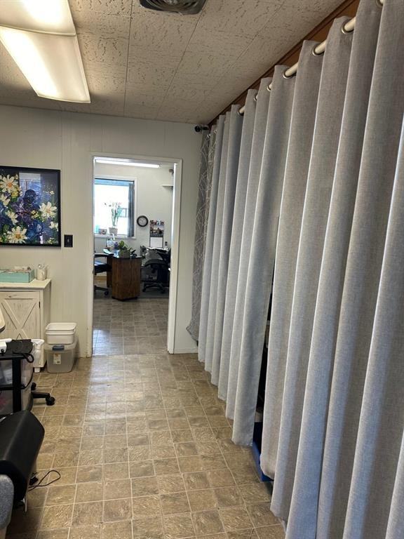 181 Main St - Photo 3 of 7