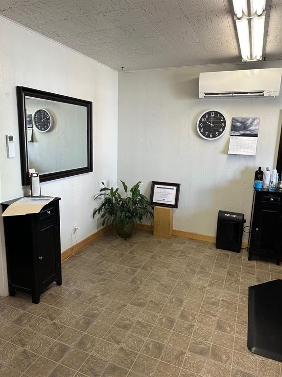 181 Main St - Photo 6 of 7