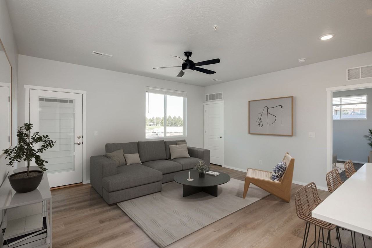 3500 W. Pine Ave - Photo 4 of 50