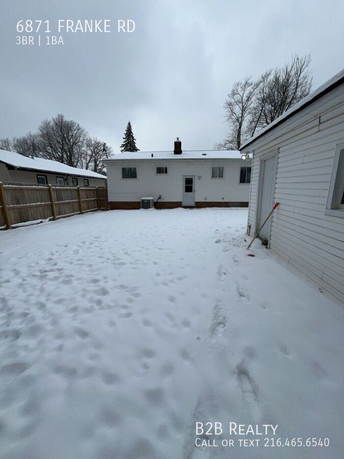 6871 Franke Rd - Photo 2 of 22