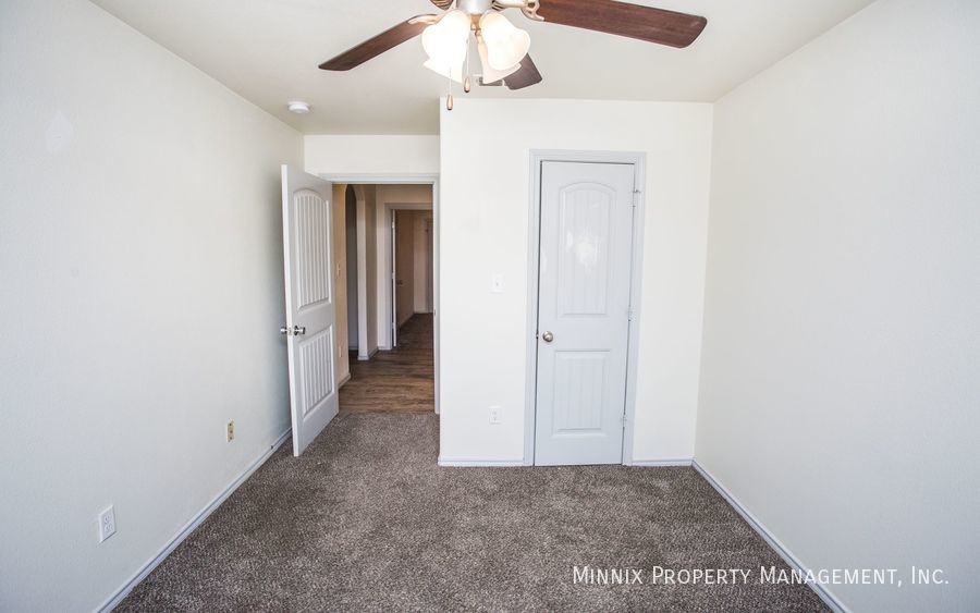 4109 18th St - Photo 6 of 31