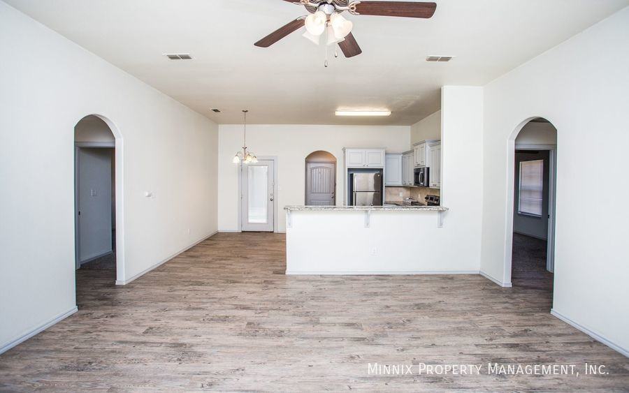 4109 18th St - Photo 3 of 31