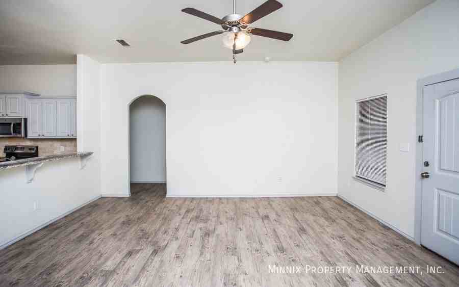 4109 18th St - Photo 4 of 31