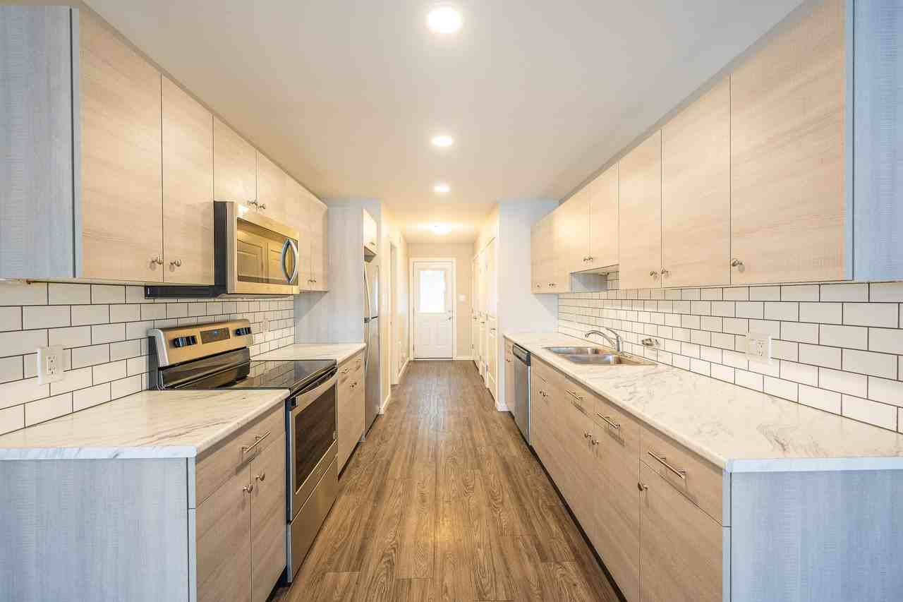 10 Ellesmere Ave - Photo 3 of 25