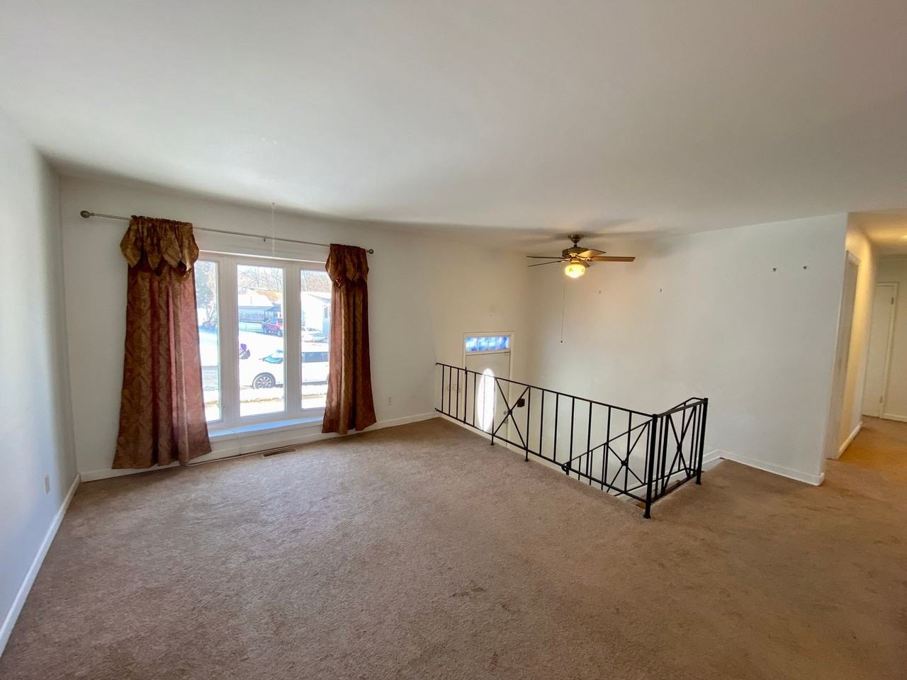 622 Banyon Road - Photo 5 of 35