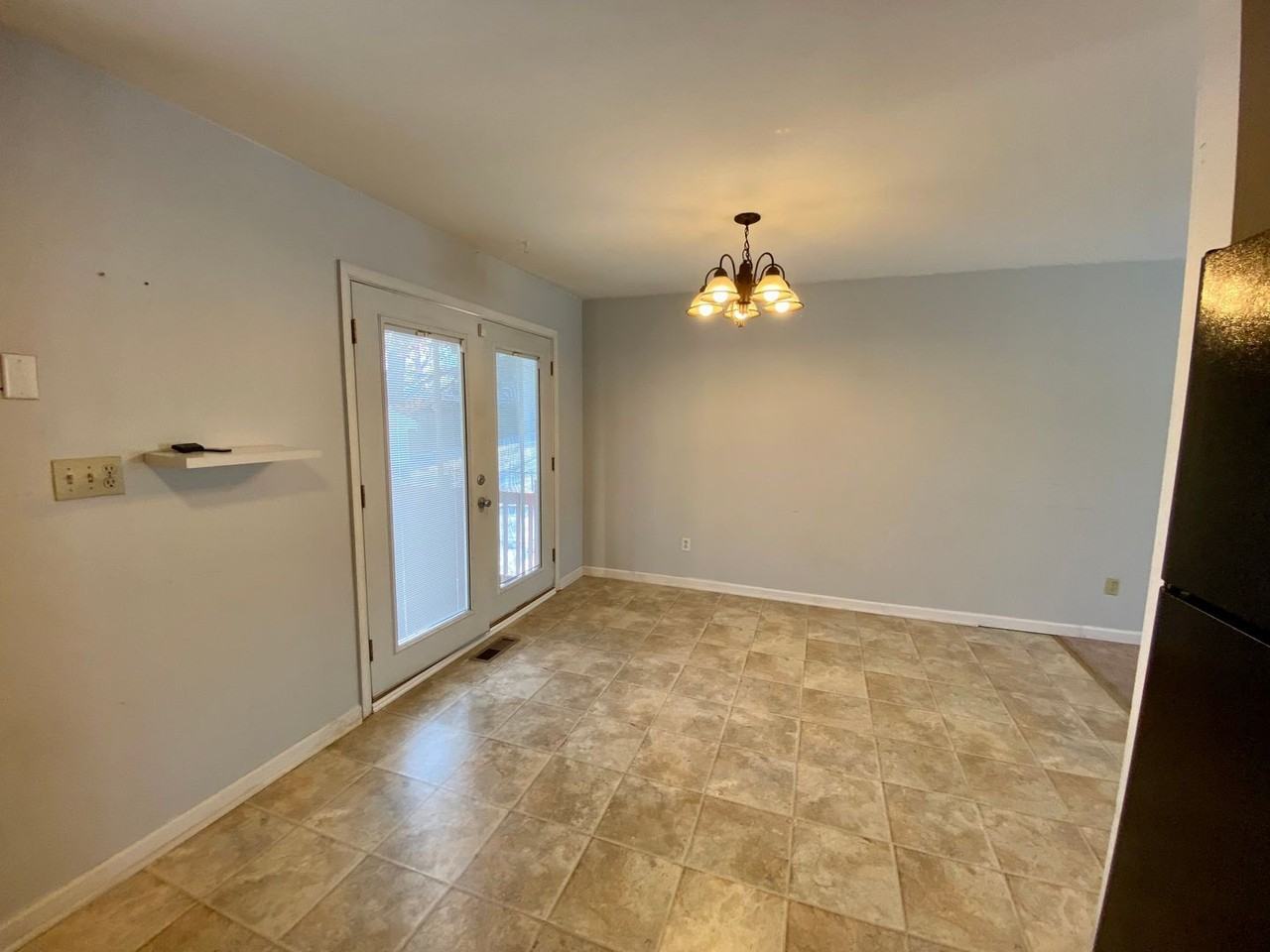 622 Banyon Road - Photo 7 of 35